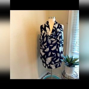 EUC Sz 3X Lane Bryant Feather Print Sleeveless Blouse